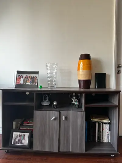 Mueble de almacenamiento gris - miniatura 2
