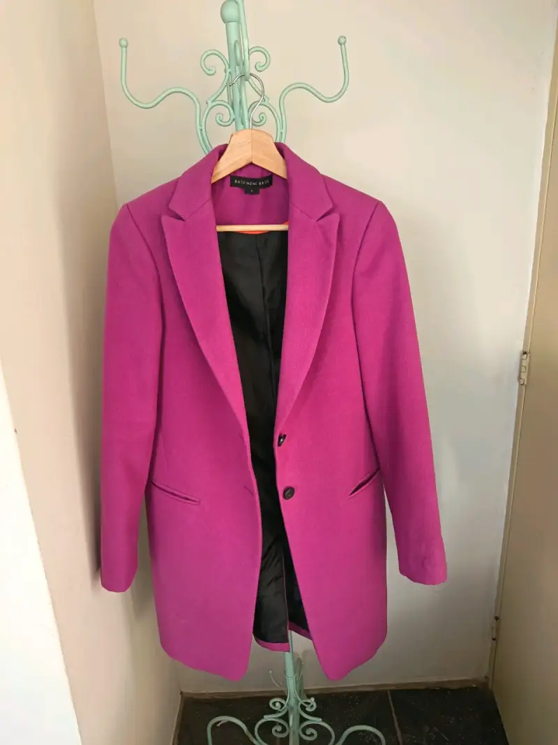 Abrigo fucsia para mujer - 2