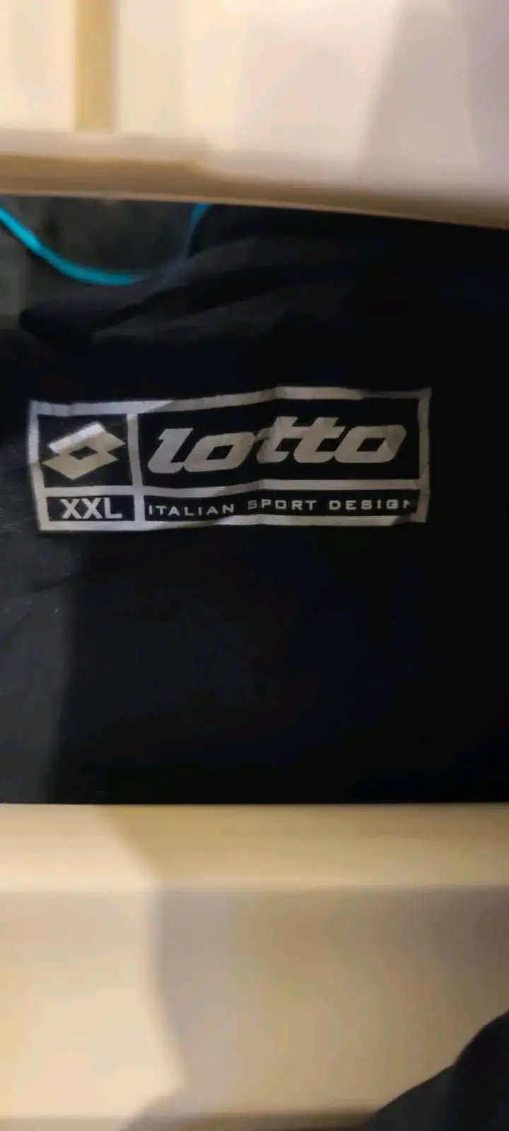 Chaqueta deportiva negra Lotto - 2