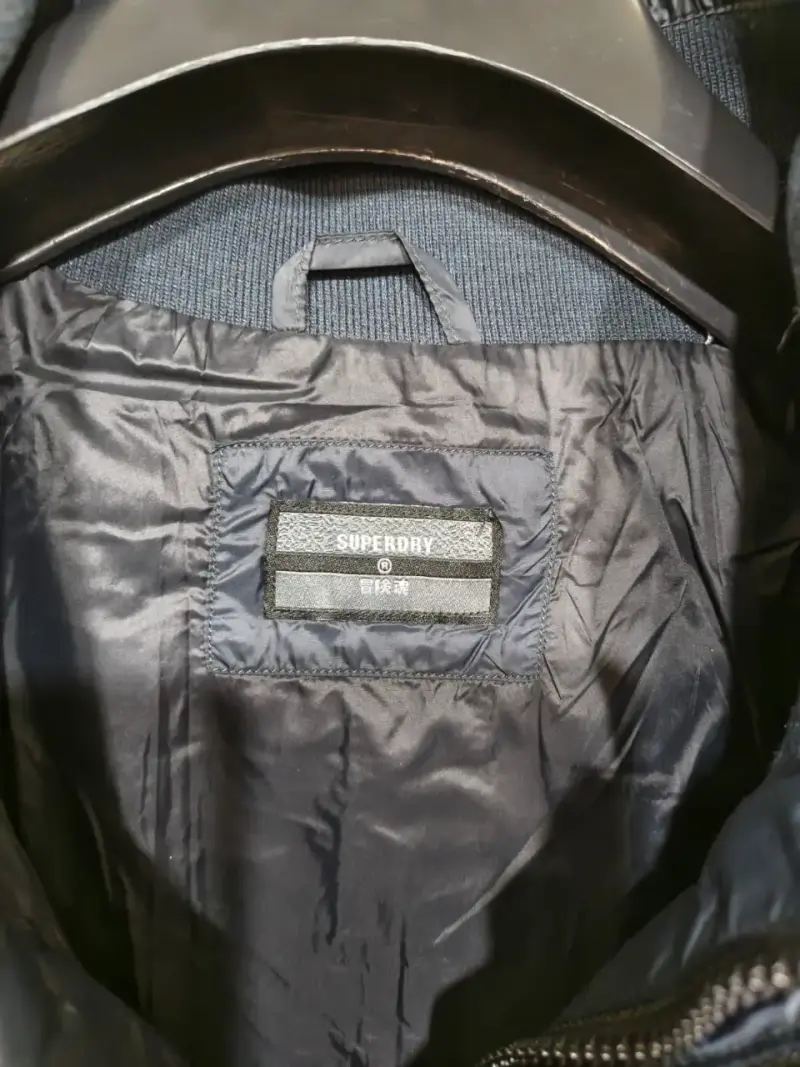 Chaqueta negra acolchada hombre Superdry - 2