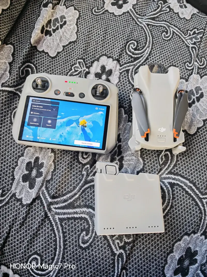 Dron Dji mini 3 - 5