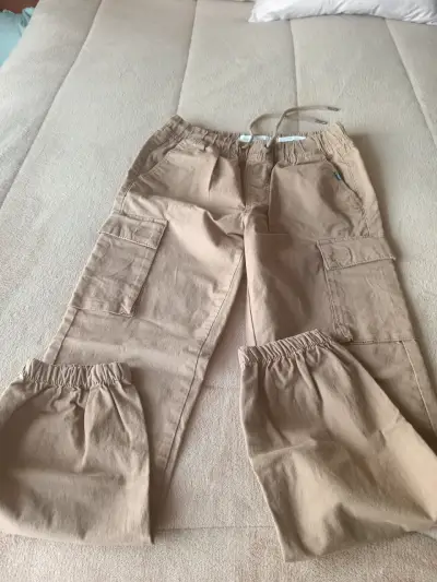 Pantalones cargo beige - miniatura 1