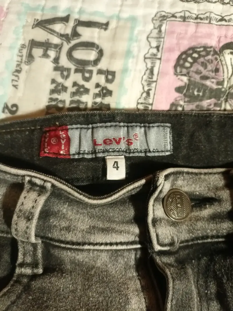 Jeans gris desgastados - 3