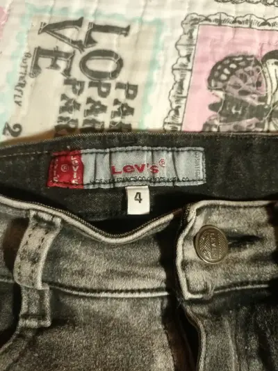 Jeans gris desgastados - miniatura 3