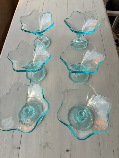 Copas de vidrio azul transparente - miniatura 1