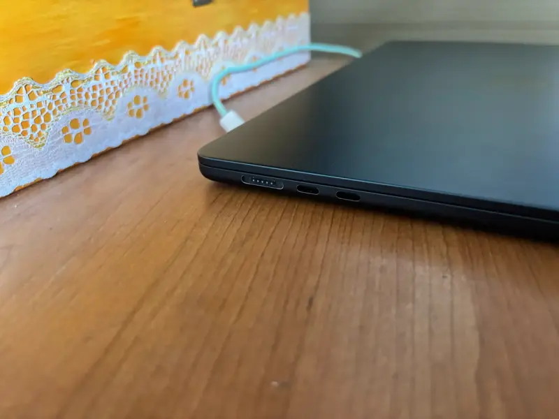 MacBook Air m2 15 - 2