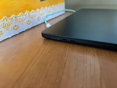 MacBook Air m2 15 - miniatura 2
