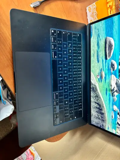 MacBook Air m2 15 - miniatura 3
