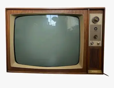 Televisor vintage de madera - miniatura 1