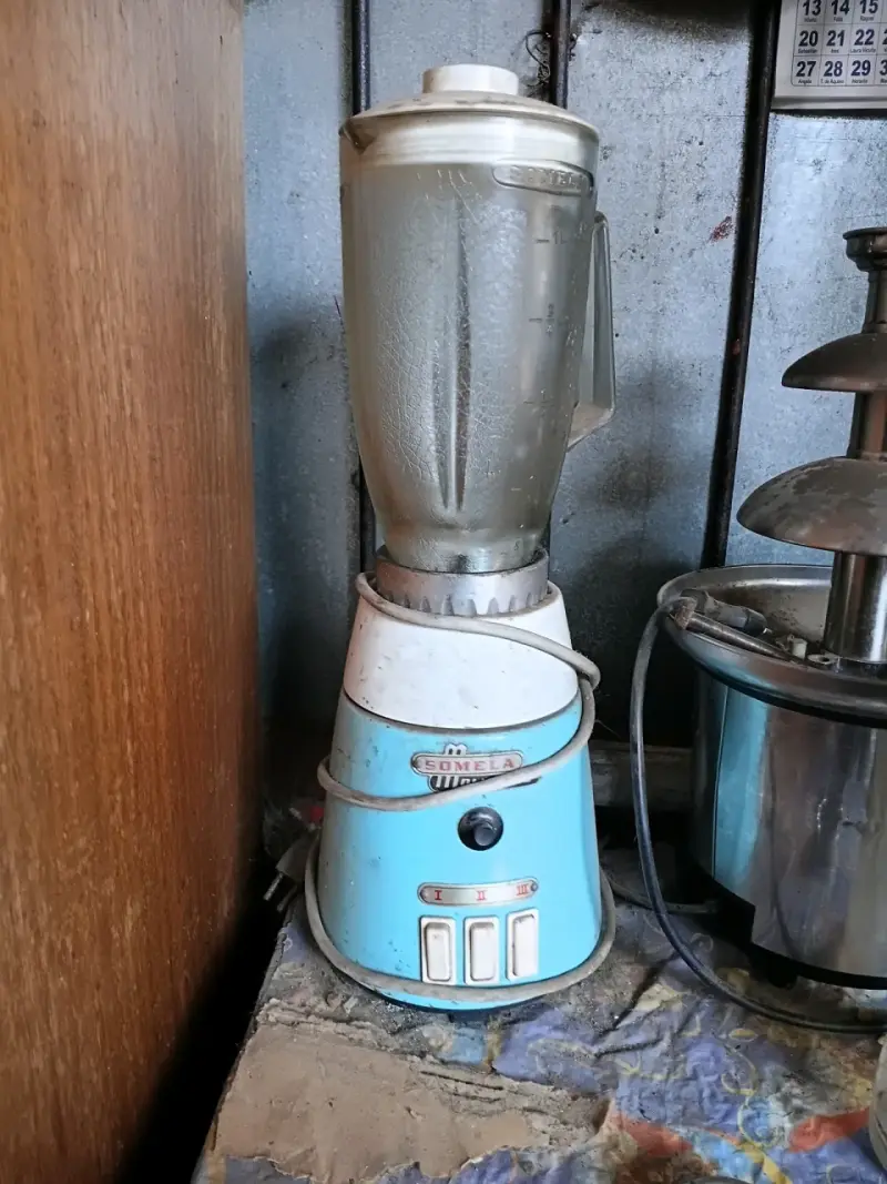 Licuadora Somela retro azul - 1