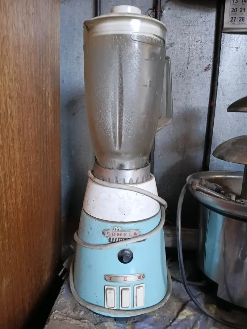 Licuadora Somela retro azul - 2