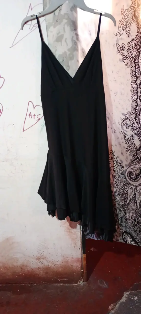 Vestido púrpura con adorno - 6