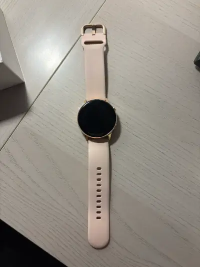Reloj inteligente rosa - miniatura 1