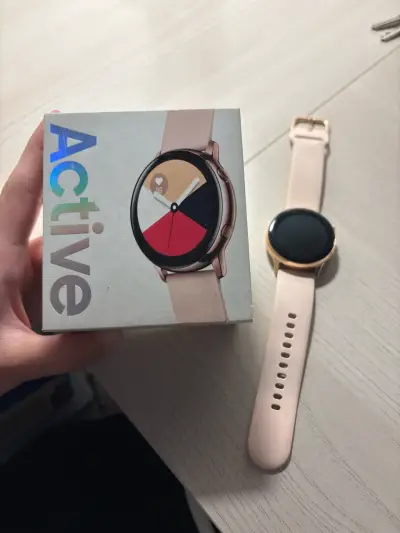 Reloj inteligente rosa - miniatura 2