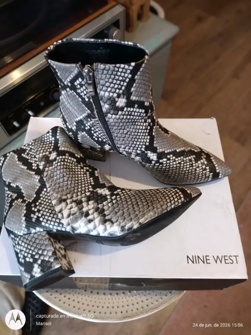 Botines Nine West de piel de serpiente - 3