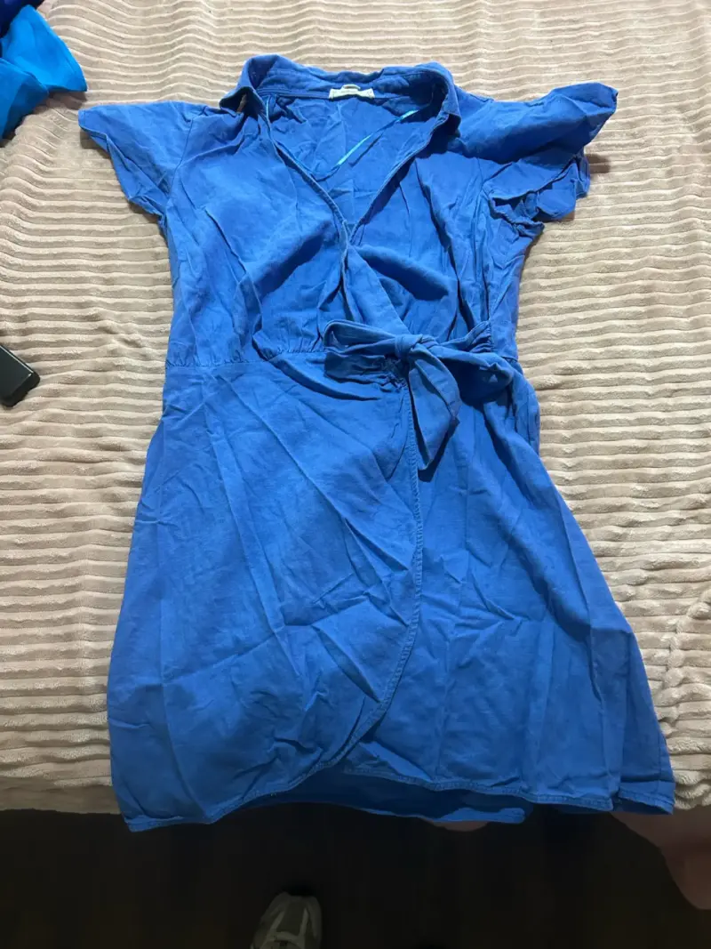 Vestido azul con lazo - 2
