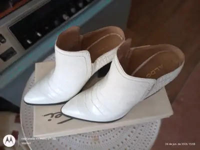 Puntillas de cuero blanco - miniatura 1
