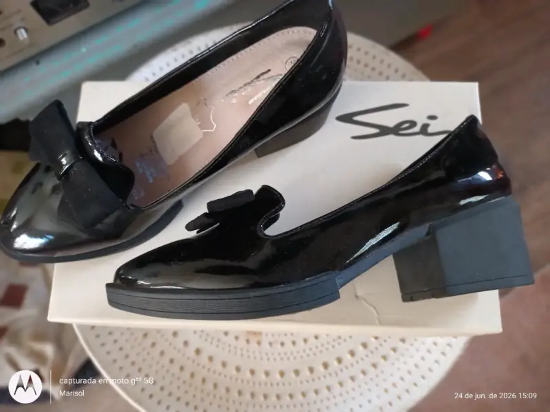 Zapatos negros con lazo - 2