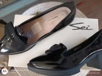Zapatos negros con lazo - miniatura 3