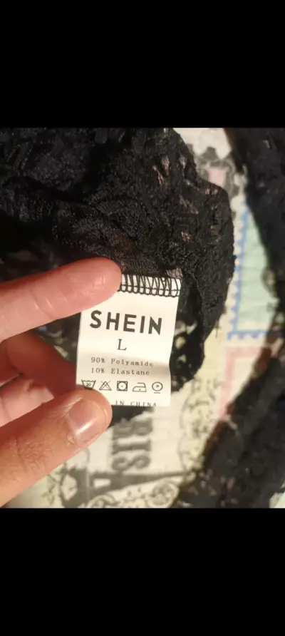 Polera encaje negra manga larga - miniatura 2