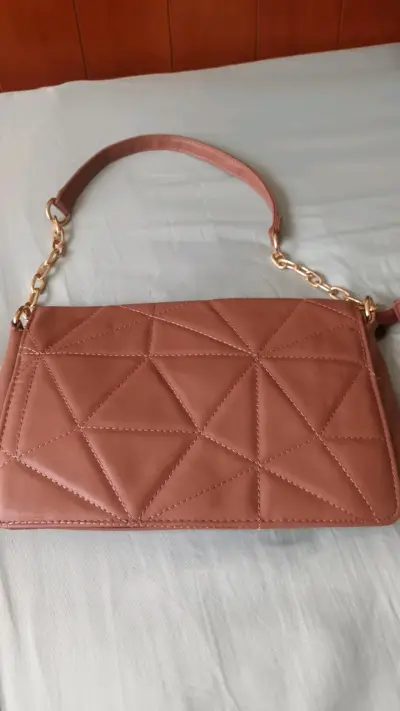 Cartera color terracota con diseño - miniatura 1