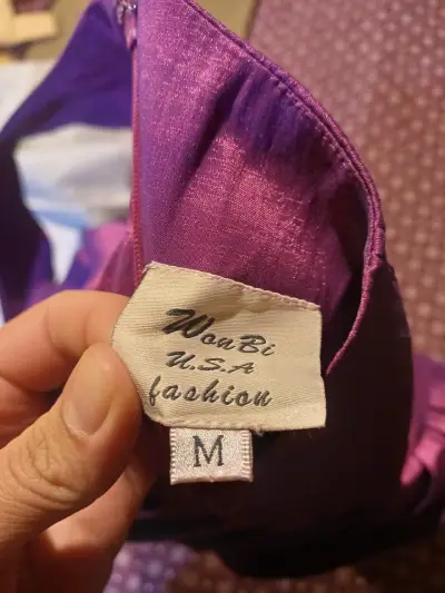 Vestido morado un hombro brillante - miniatura 3