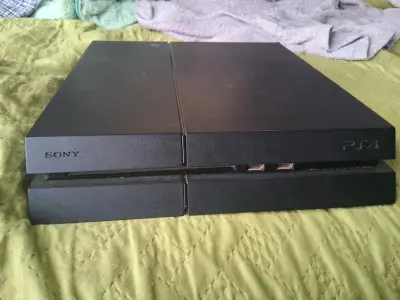 Consola PS4 Sony en buen estado - miniatura 1