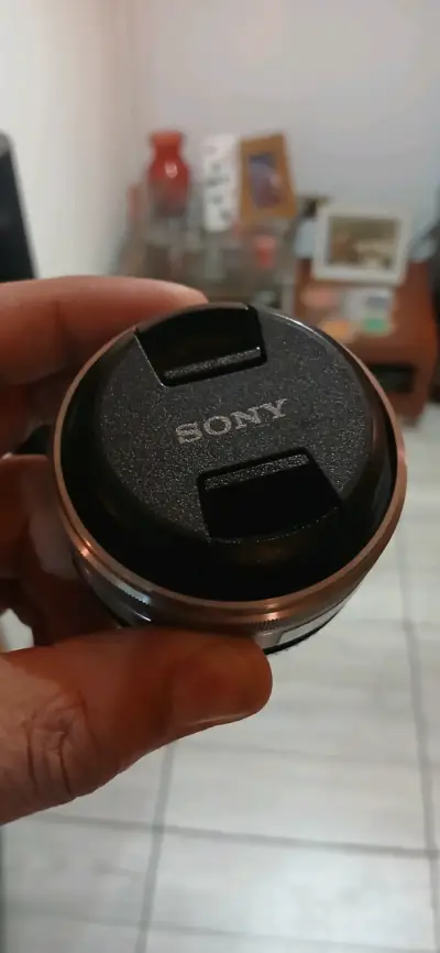 Lente Sony para cámara 16 mm 2.8 - miniatura 1