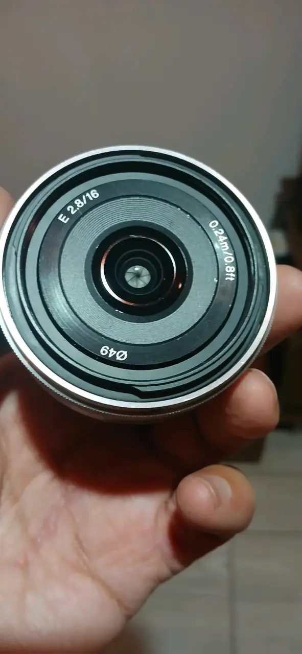 Lente Sony para cámara 16 mm 2.8 - 3