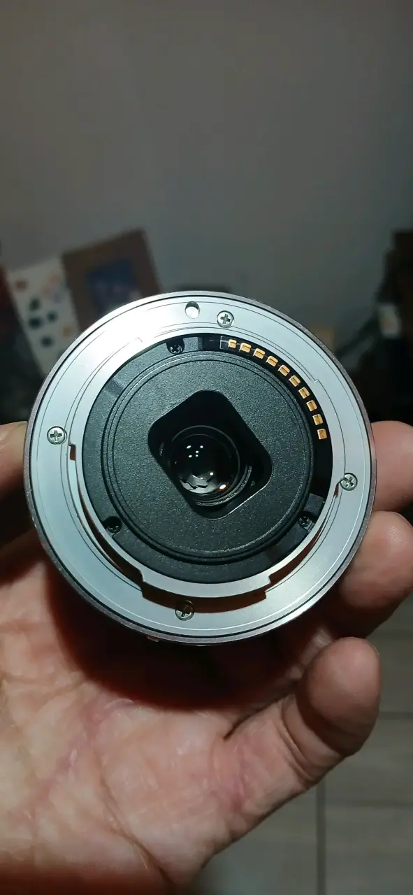 Lente Sony para cámara 16 mm 2.8 - 4