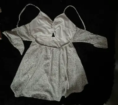Vestido blanco con lunares - miniatura 2