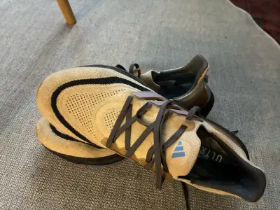 Adidas Ultraboost Light - miniatura 3