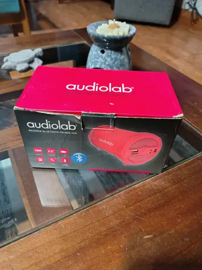 Altavoz portátil rojo - miniatura 2