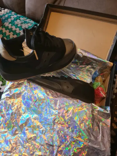Zapatillas negras estilo casual - miniatura 2