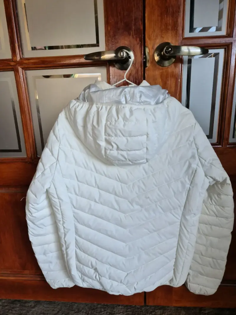 Parka acolchada blanca/hoodie - 6