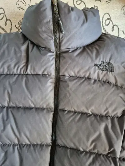 Parka negra(poofer) North Face - miniatura 2