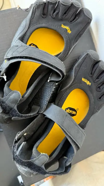 Zapatos deportivos Vibram - miniatura 1