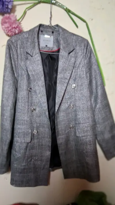 Blazer a cuadros gris - miniatura 2
