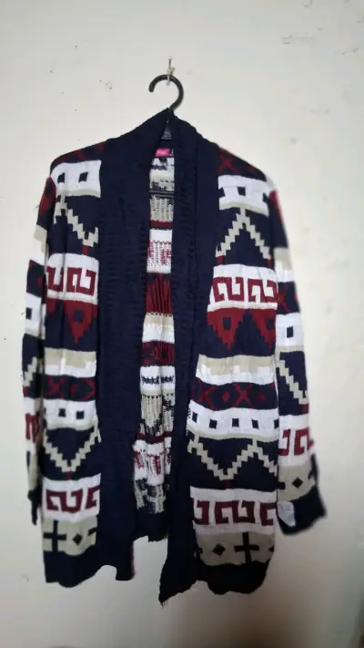 Cardigan étnico de lana - miniatura 4