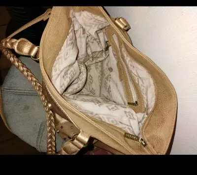 Cartera beige con asa trenzada - miniatura 2