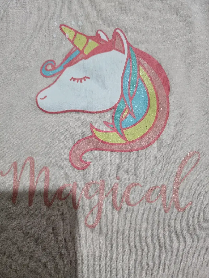 Poleras niña con estampados mágicos - 4