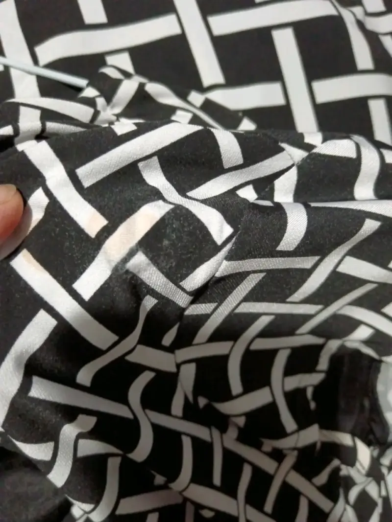 Vestido blanco y negro estampado - 2