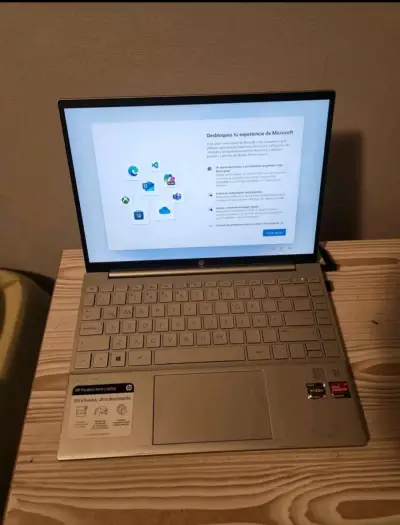 Notebook HP Pavilion Aero - miniatura 1