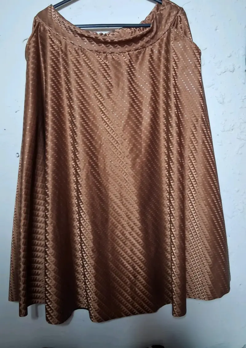 Vestido suelto marrón brillante - 2
