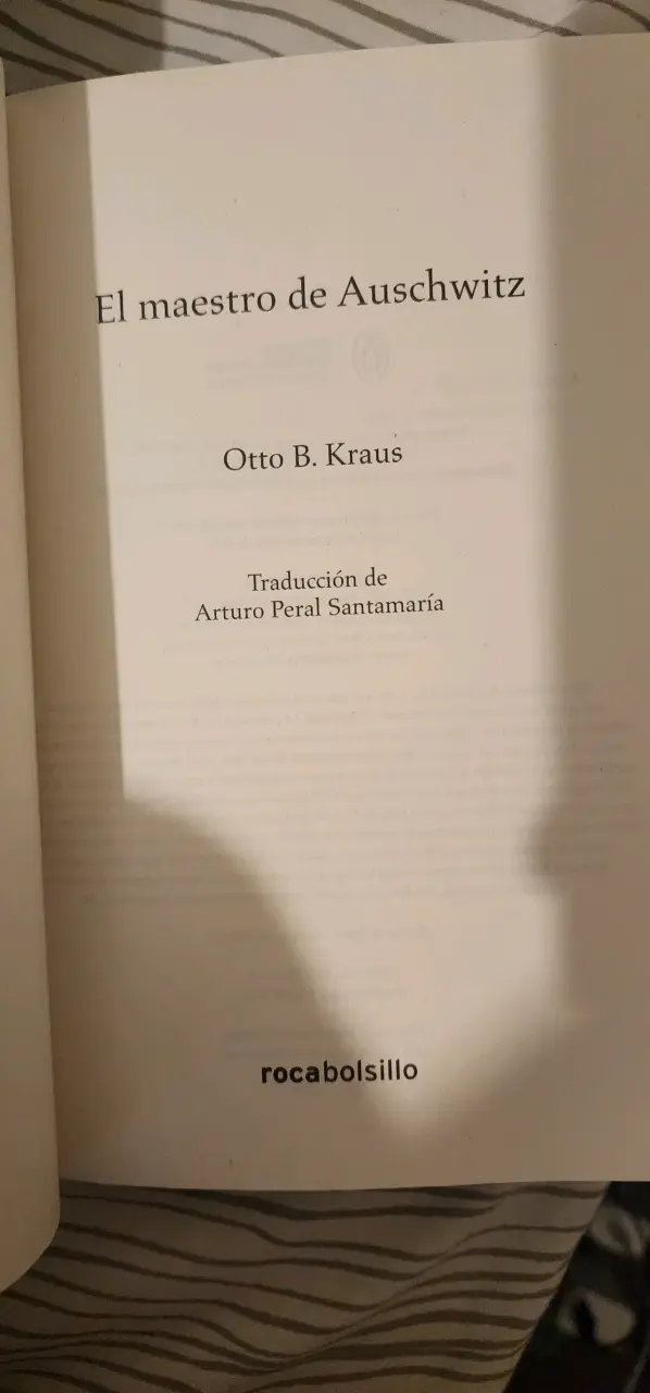 Libro 'El maestro de Auschwitz' - 2