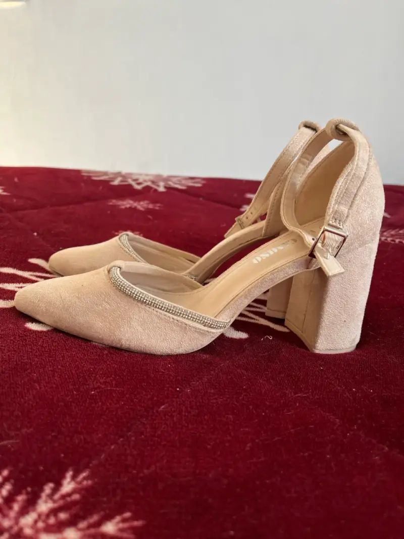 Tacones beige - 2