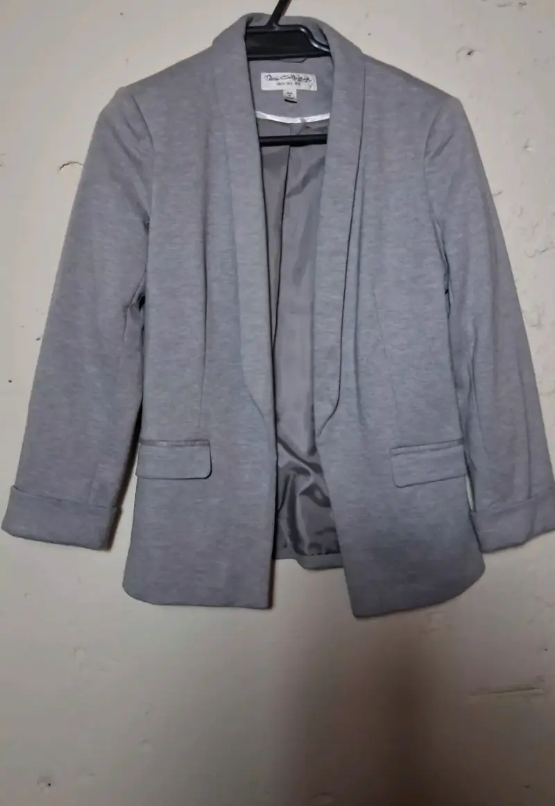 Blazer gris elegante - 2