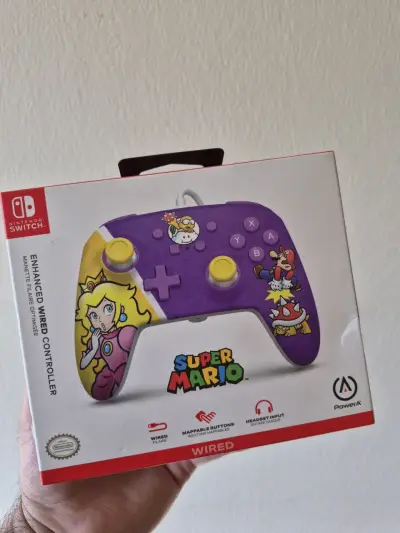 Control alámbrico Super Mario Switch - miniatura 1