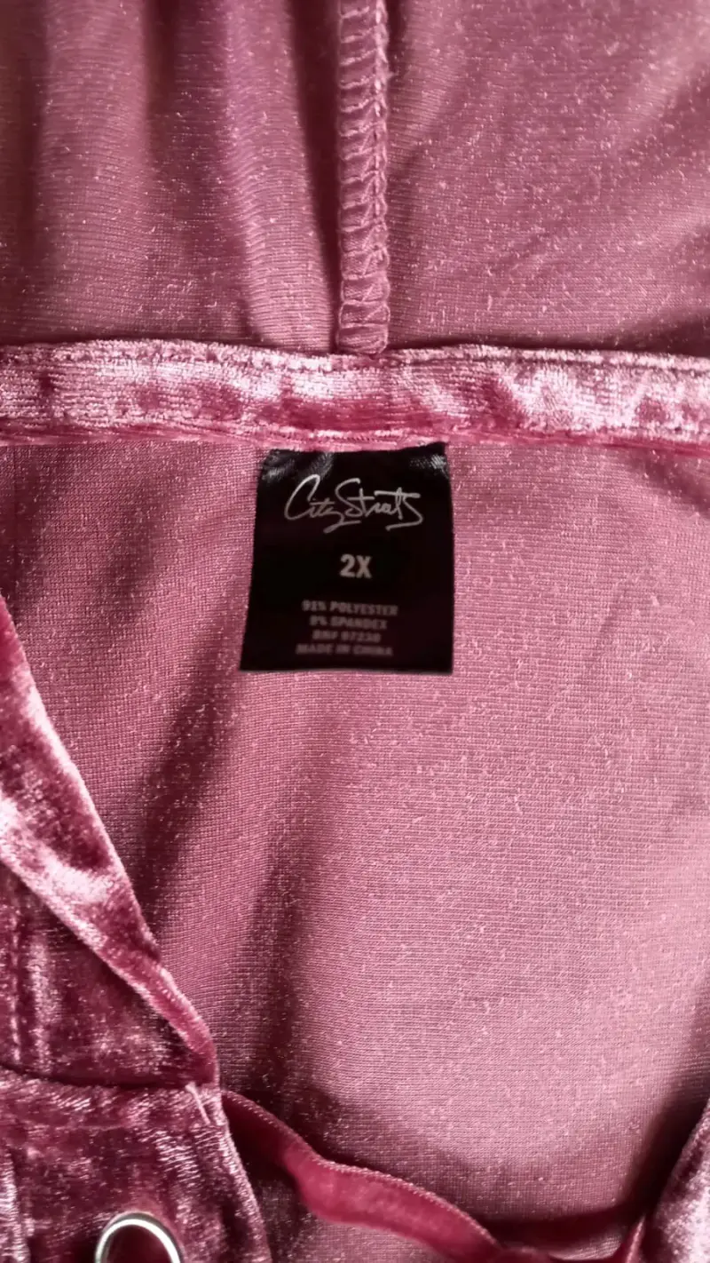 Polerón de terciopelo rosado oscuro - 2