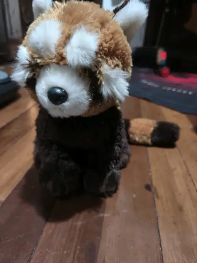 Peluche panda rojo - miniatura 2
